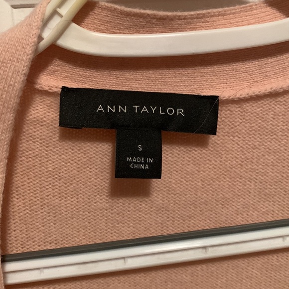 Ann Taylor cardigan size small - Picture 3 of 6